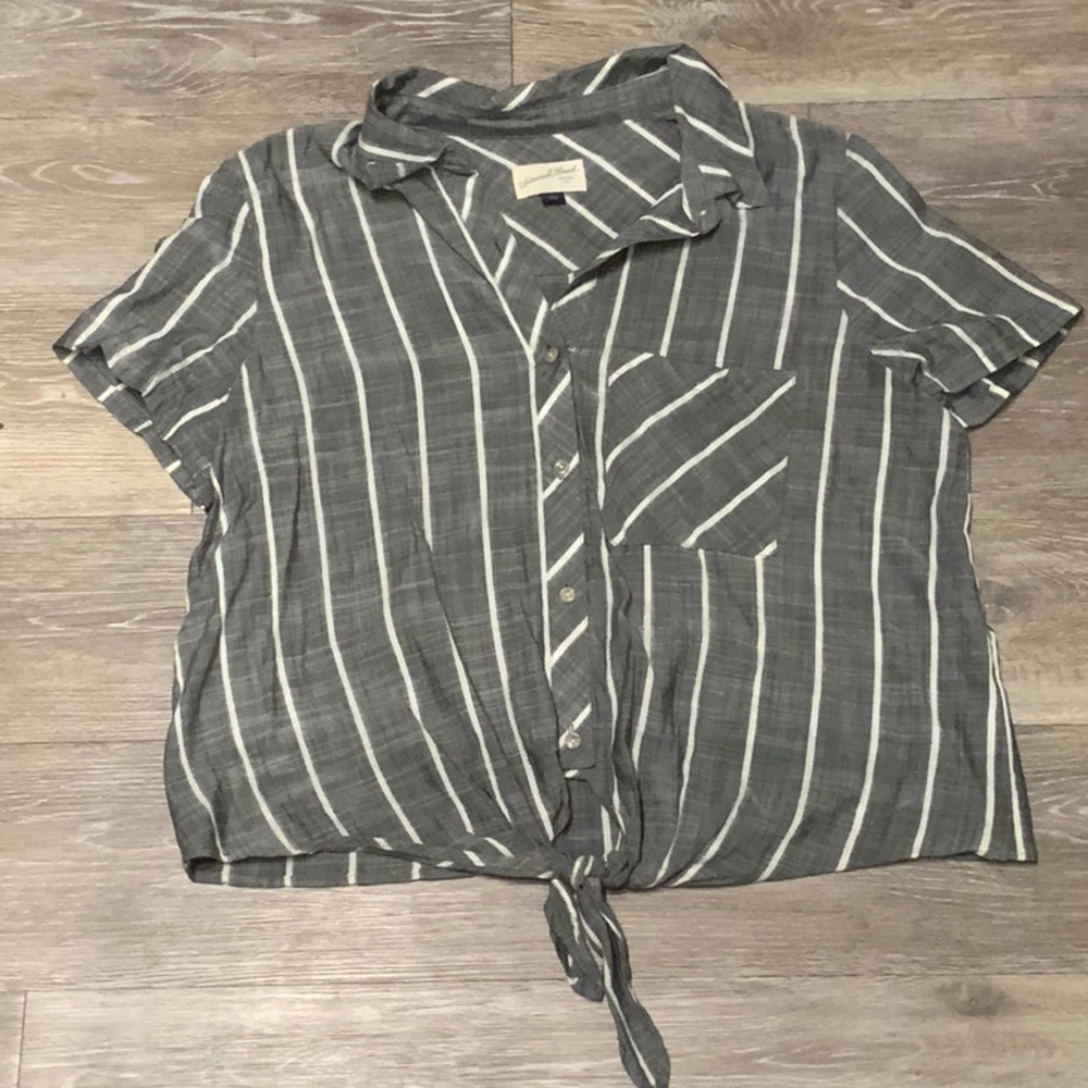 Grey stripe tie crop top